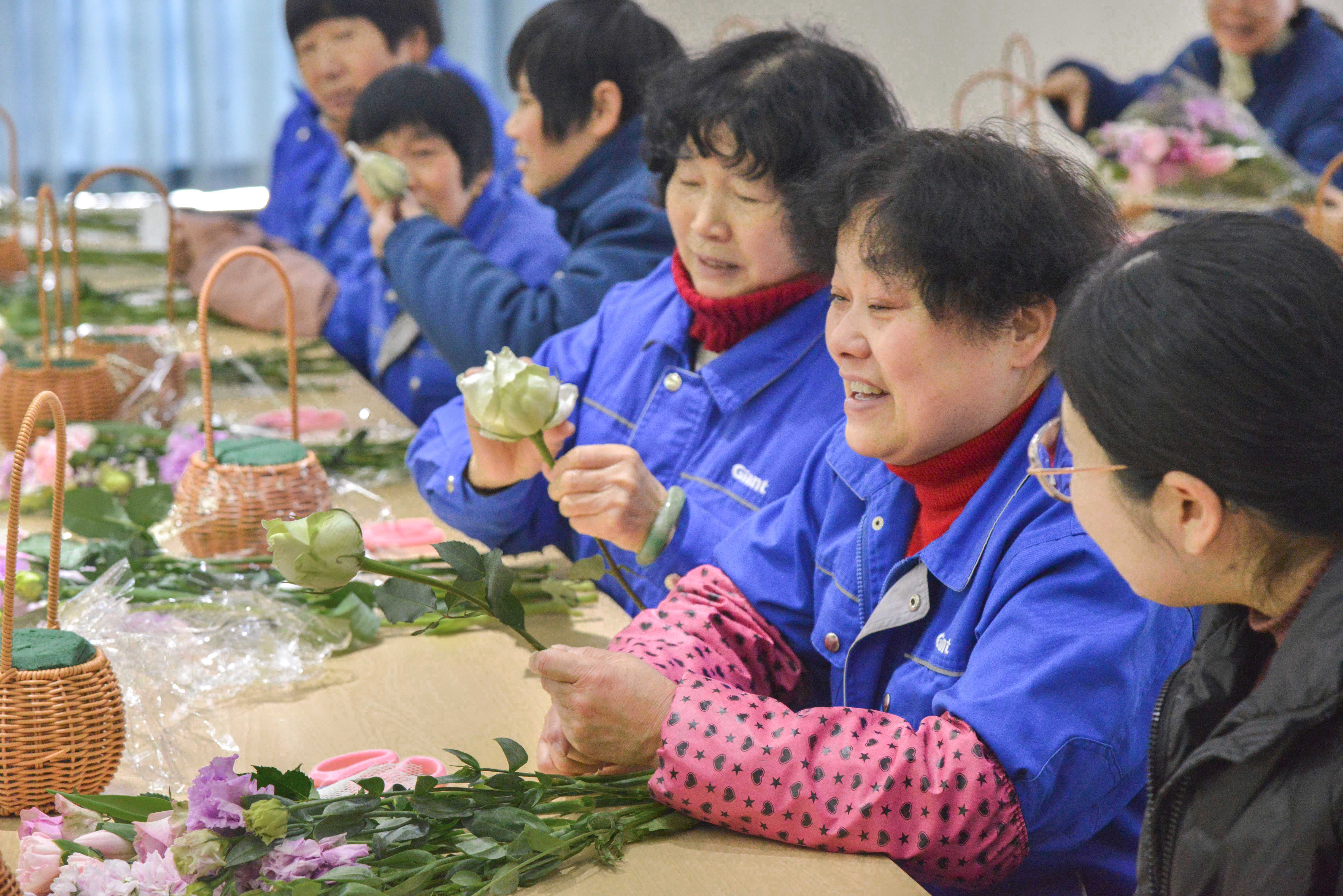 巾帼呈英姿 三春绽繁花——黄金城官方网站集团妇女节活动